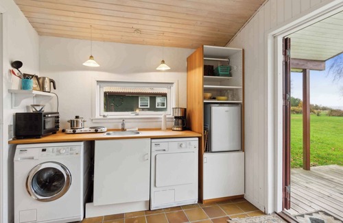 Kalvehave Cottage | Cozy little annex with a sea view