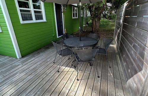 Lake Township Cottage | Cozy Little 'Get-a-Away'