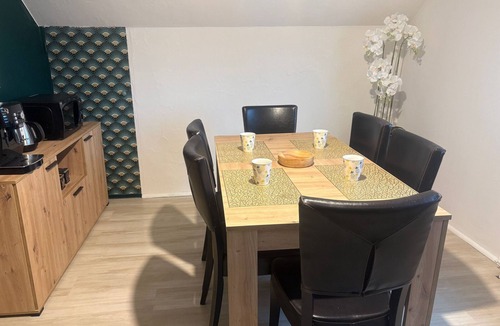 La Fleche Cottage | Cozy lodging for 4 with heated pool and wellness