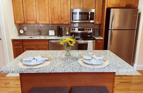 West Philadelphia Apartment | Cozy lodging where Style meets Comfort