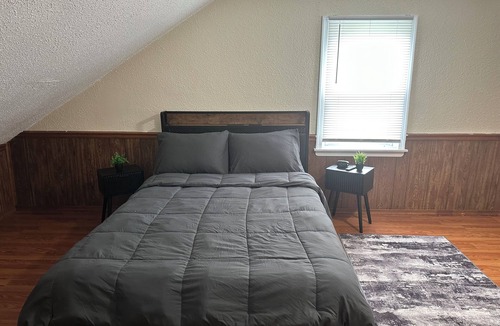 Bear Apartment | Cozy loft above ink shop