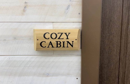 Sabetha Apartment | Cozy Loft Cabin