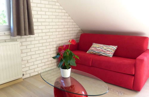 Milly-la-Foret Cottage | Cozy Loft: new, quiet, garden, BBQ, river, pkg . Milly-la-Foret