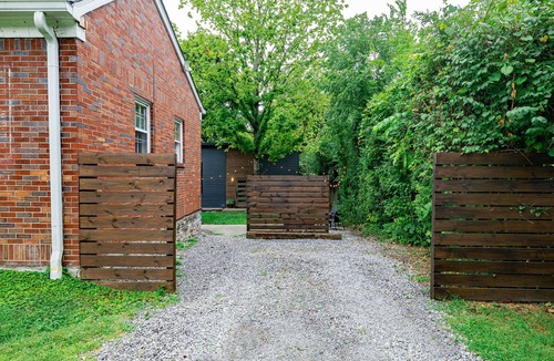Green Hills Apartment | Cozy Loft Space in 12 South near Belmont & Lipscomb ~ 10 min from Downtown