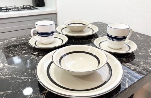 Quartz Hill House | Cozy Loft Studio Getaway