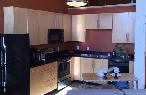 Dinkytown Apartment | Cozy Loft U of M Dinkytown