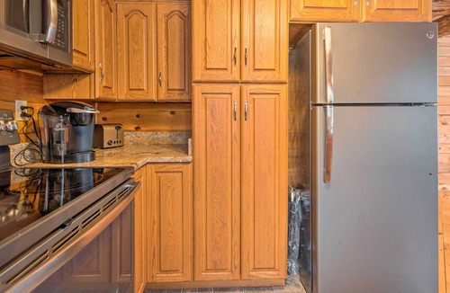 South New Berlin Cabin | Cozy Log Cabin on 19 Acres, 20 Mi to Oneonta!