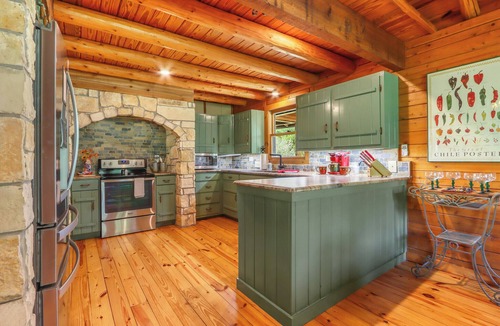 Fischer Cabin | Cozy Log Cabin w/Fireplace, Grill, & Wildlife Views