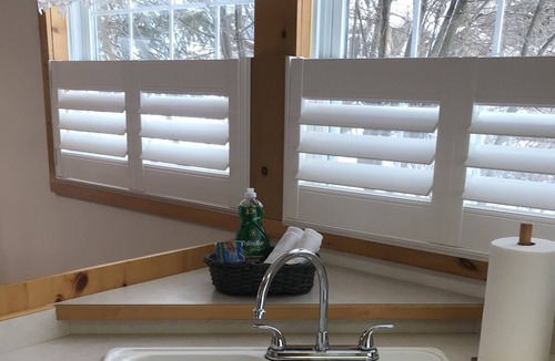 Sprucedale House | Cozy log home by the Seguin Atv/Snowmobile Trail