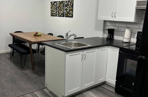 Latin Quarter Apartment | Cozy Lovy 3 bed Downtown Montreal