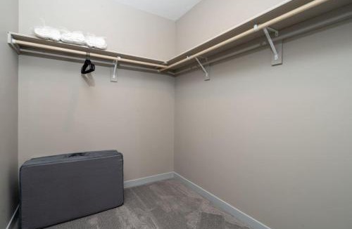 Whitestown Apartment | Cozy Lux Haven