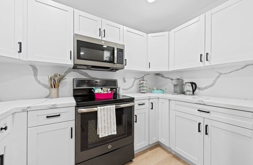 Lauderhill House | Cozy Luxe Escape Near Las Olas & Beach!