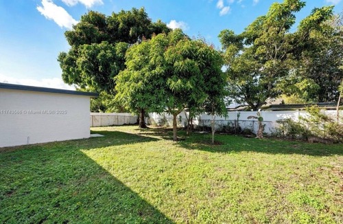 Lauderhill House | Cozy Luxe Escape Near Las Olas & Beach!