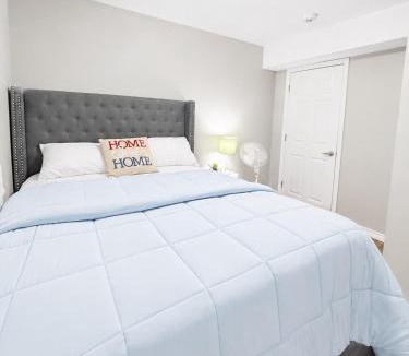 Brantford Apartment | Cozy Luxury Stay, WiFi and Fully Equipped
