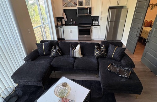 North Decatur House | Cozy Luxury Unit Convenient location