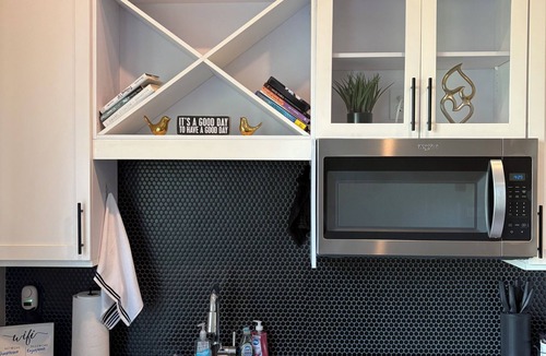 North Decatur House | Cozy Luxury Unit Convenient location