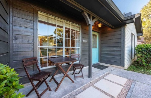 Decker Prairie House | Cozy Magnolia Homestead/Family friendly