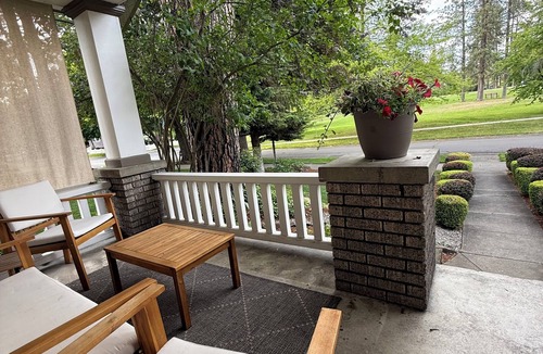 Manito House | Cozy Manito Park Craftsman