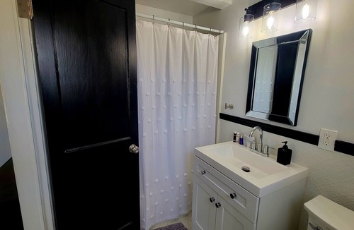 Martinez Apartment | Cozy Martinez Apartment ~ Centrally Located