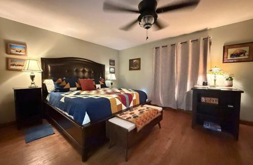Medicine Park House | Cozy Medicine Pk Hideaway Hot Tub & Festivals BZ