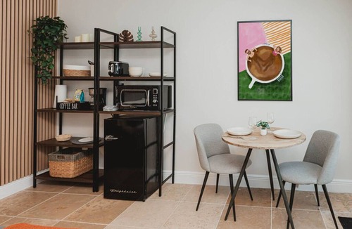 Coral Way Apartment | Cozy Miami Suite FREE Parking