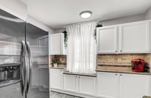 Townsite House | Cozy Mid-Century Modern Getaway