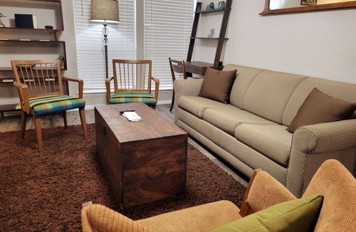 Government Hill Apartment | Cozy Midtown Apartment, King Bed