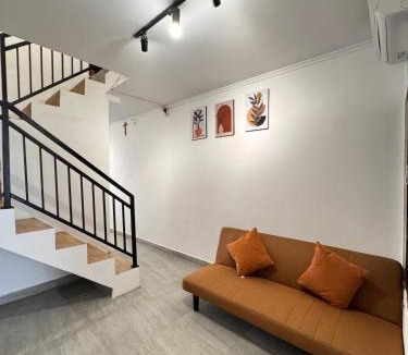 Pemogan House | Cozy Minimalist Home Near Seminyak & Kuta
