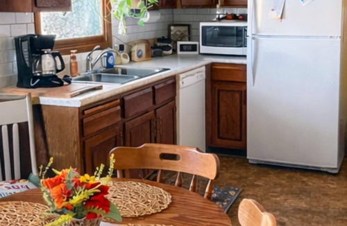 Platte City House | COZY Minutes to Weston, World Cup, other Kansas City venues.