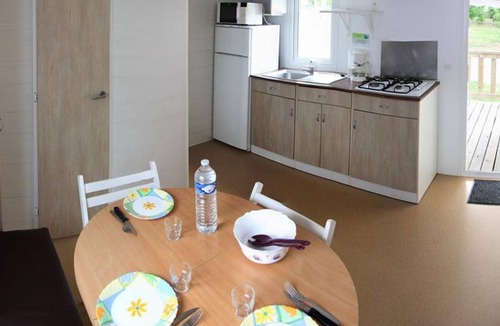 La Chaize-Giraud House | Cozy mobile home with terrace in Bretignolles-sur-Mer