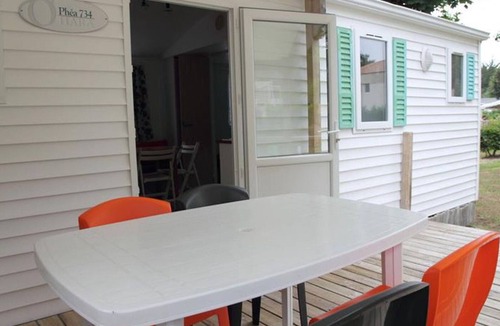 La Chaize-Giraud House | Cozy mobile home with terrace in Bretignolles-sur-Mer