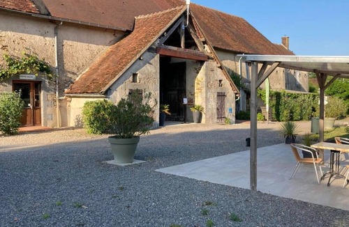 Eguzon-Chantome House | Cozy mobile home - 2 guests