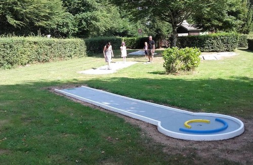 Isle-et-Bardais House | Cozy mobile home for 2 with terrace