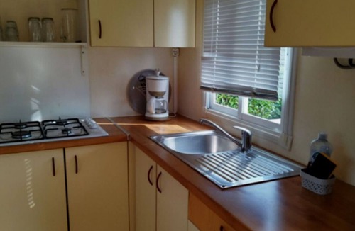 Les Avenieres House | Cozy mobile home - 4 guests
