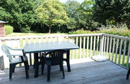 Saint-Nicolas des Eaux House | Cozy mobile home with terrace in La Couarde