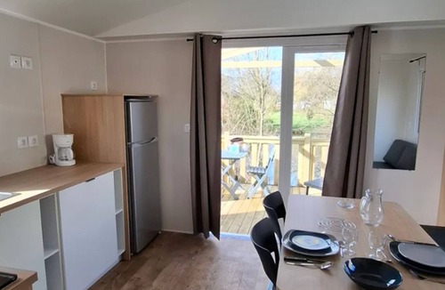 Long House | Cozy mobile home with terrace for 2 people