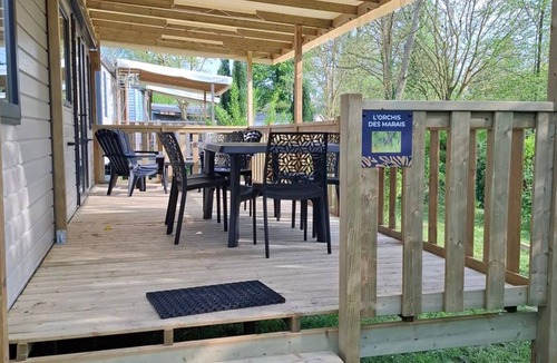 Long House | Cozy mobile home with terrace for 6 guests