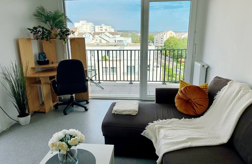 Les Guillerands Apartment | Cozy Modern 1BR w/Balcony - 30 mins from Paris!