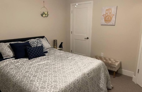 Ankeny Apartment | Cozy Modern 2 BD, 2 1/2 Bath townhome