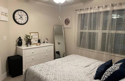 Ankeny Apartment | Cozy Modern 2 BD, 2 1/2 Bath townhome