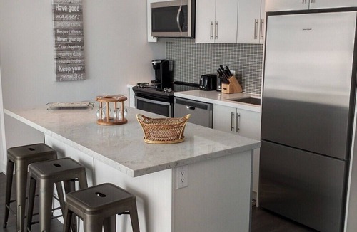 Innisfil Condo | Cozy, Modern 2-Bedroom Apartment at Friday Harbour Resort