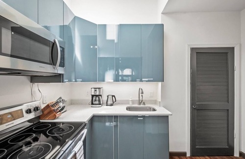 South Side Flats Apartment | Cozy&Modern 2Bdr Apt PIttsburgh