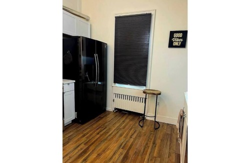 Belmont Apartment | Cozy & Modern 2BR in Prime Belmont Spot