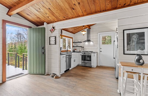 Enosburg Falls Cabin | Cozy Modern 3-bedroom cabin, mountain views just 20 minutes from Jay Peak.