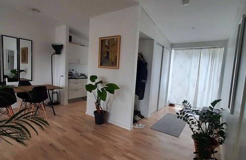Ishøj Kommune House | Cozy & modern 59 sqm rowhouse, 20 min from city center by train.