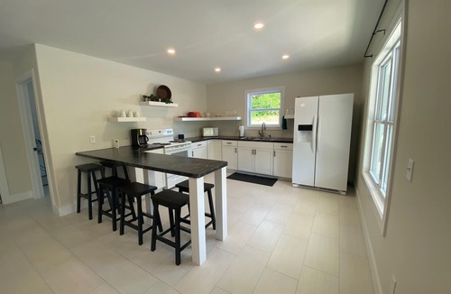 Hatfield Cabin | Cozy, Modern Cabin with Private Hot Tub, Sleeps 6, Direct ATV Trail Access!