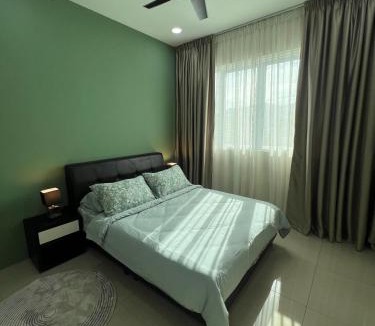 Kampung Batu Uban Apartment | Cozy Modern Condo with Pool & City Access