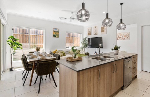 Deebing Heights House | Cozy & Modern Deebing 4-Bedroom Gateway