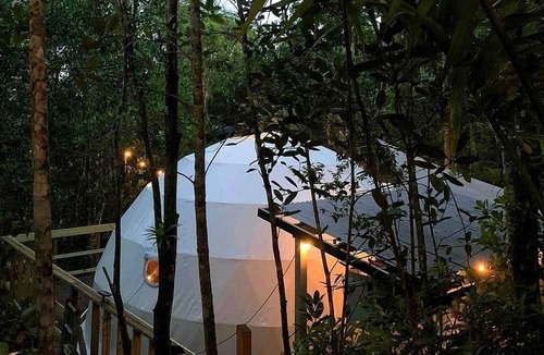 Hastings Highlands Cabin | Cozy Modern Dome Nestled in the Trees in Maynooth, Ontario