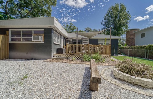 South Seminole Heights House | Cozy & Modern | Family Ready | Ace Location